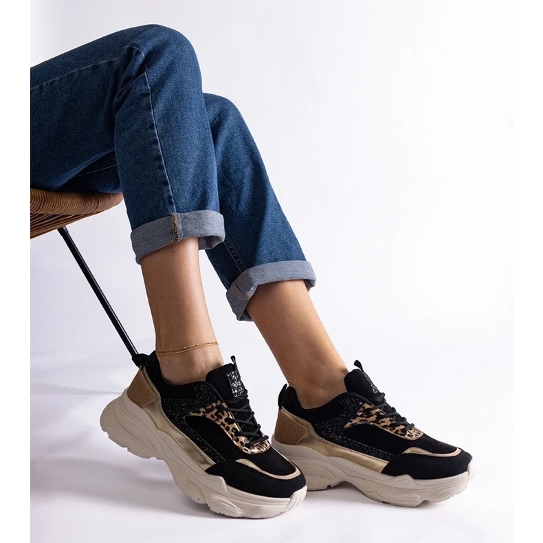 D/CEO Černé tenisky s třpytivými vsadkami Clorinda černá 1