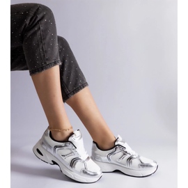 D/CEO Bílé a stříbrné sportovní tenisky Ena stříbrný 2