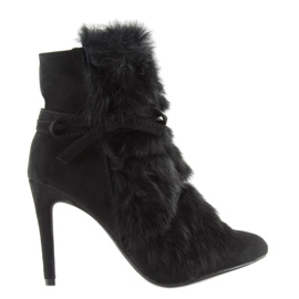 Černé kozačky na vysokém podpatku s kožíškem černá 1319 Black 2