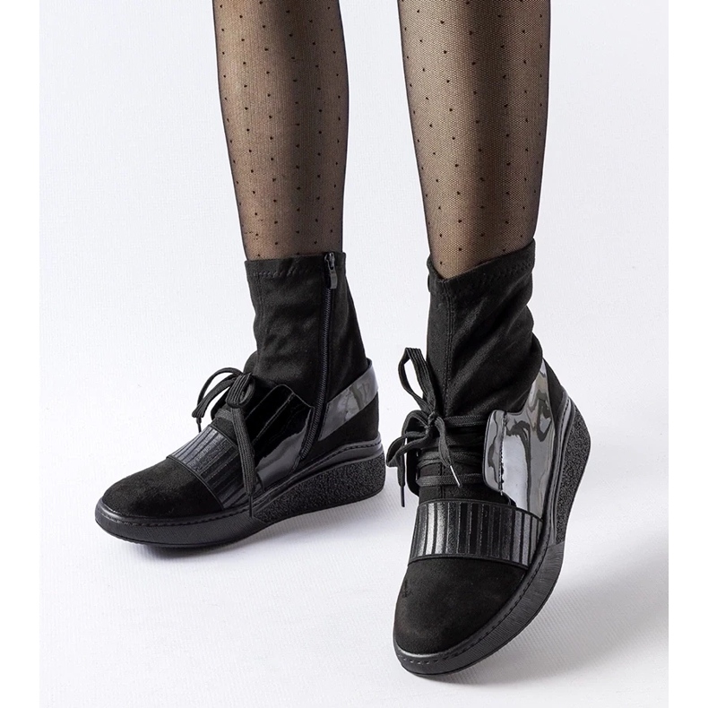 D/CEO Černé kotníkové boty na klínku Spoleto černá 2 D/CEO Černé kotníkové boty na klínku Spoleto černá 2