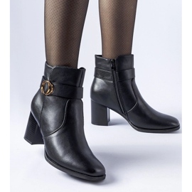 D/CEO Černé zateplené kotníkové boty Muscoline černá 2