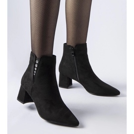 D/CEO Černé kotníkové boty z ekologického semiše na podpatku Pikeville černá 2