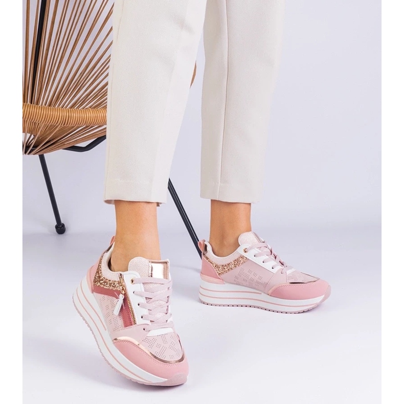 D/CEO Růžové sportovní tenisky na platformě zdobené třpytem na Maltě růžový 2