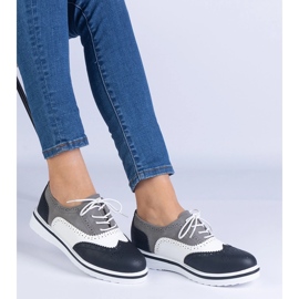 Černé klasické boty Oxford černá 3