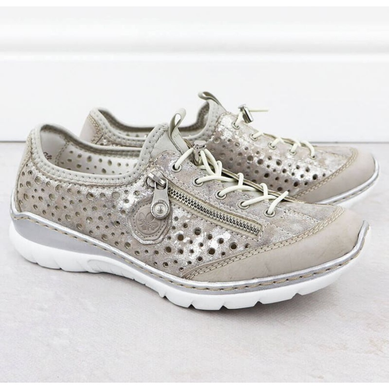 Rieker L32P6-90 Silver Openwork Sports Boty stříbro 2