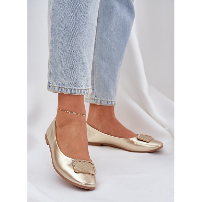 Ekologická kožená balerína se zlatou dekorací zlatý 2