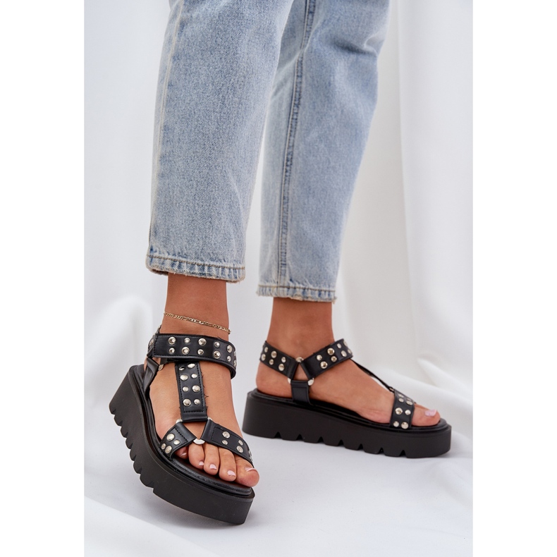 Zdobené sandály na černé platformě černý 2