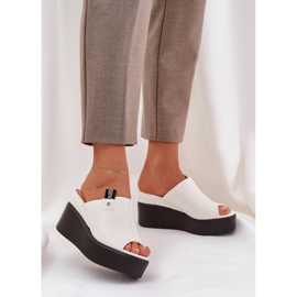 Pantofle na platformě a klín ekologické bílé kůže bílý 2