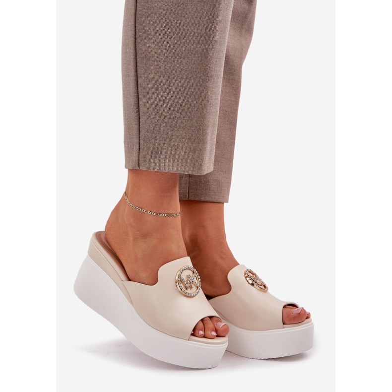 Přítoky s výzdobou korálků béžový 1