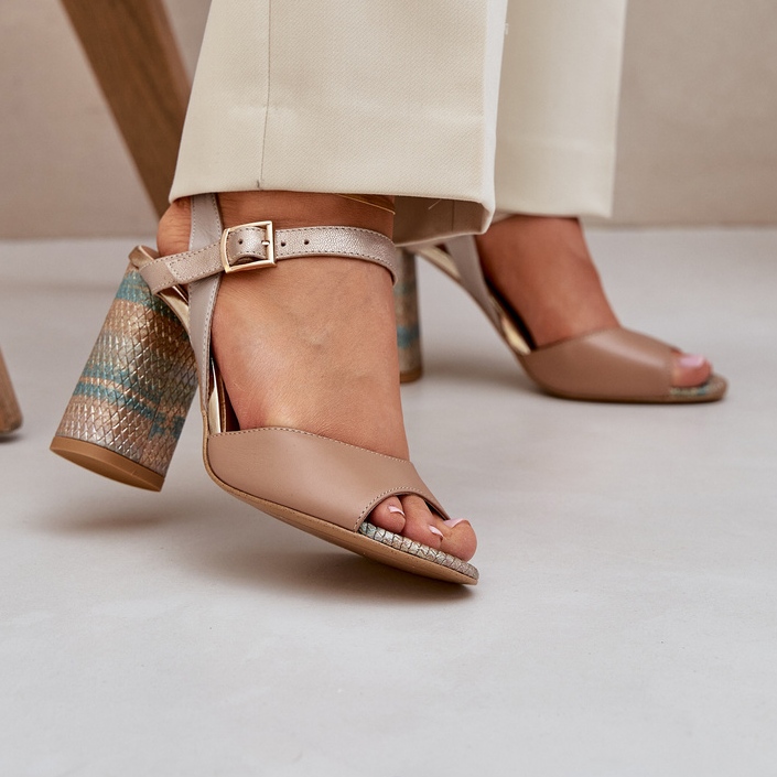 Kožené elegantní sandály na Laura Messi 2136 Tmavě séra béžový 2