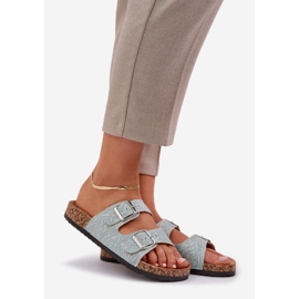 Materiál Flip -Fops na korkové podrážce s mincovnou spony zelená 1 Materiál Flip -Fops na korkové podrážce s mincovnou spony zelená 1