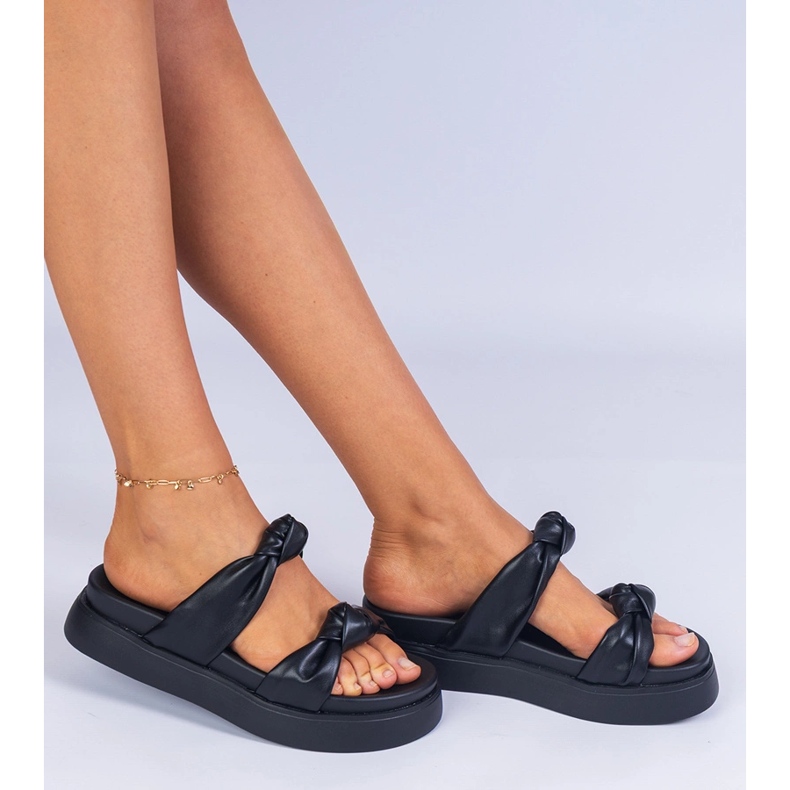 Černé pantofle na platformě černý 1