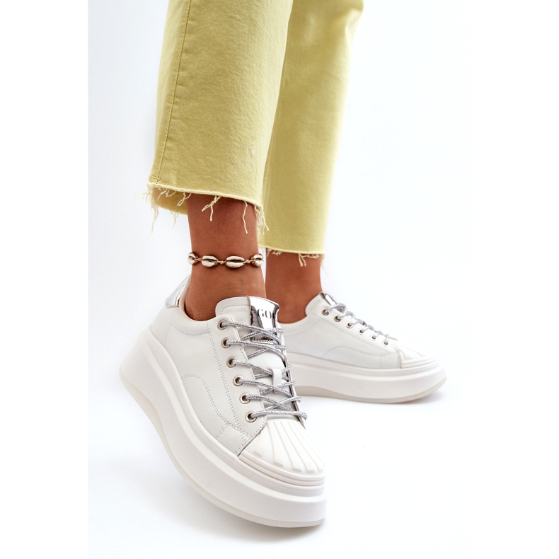 Dámské sportovní kožené tenisky na Goe NN2N4033 Bílá platforma bílý 1