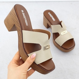 Dámské pantofle na post Beige M. Daszyński MR23126-11 béžový 1 Dámské pantofle na post Beige M. Daszyński MR23126-11 béžový 1