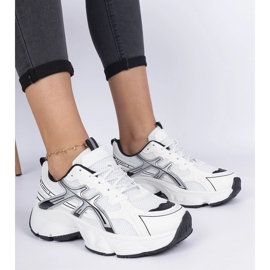 Černé dámské tenisky s masivní podrážkou bílý 1 Černé dámské tenisky s masivní podrážkou bílý 1