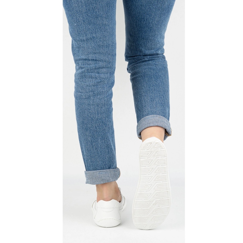 Olivier Bosé ženy minimalistické kožené tenisky 770 Perrorované bílé bílý 1