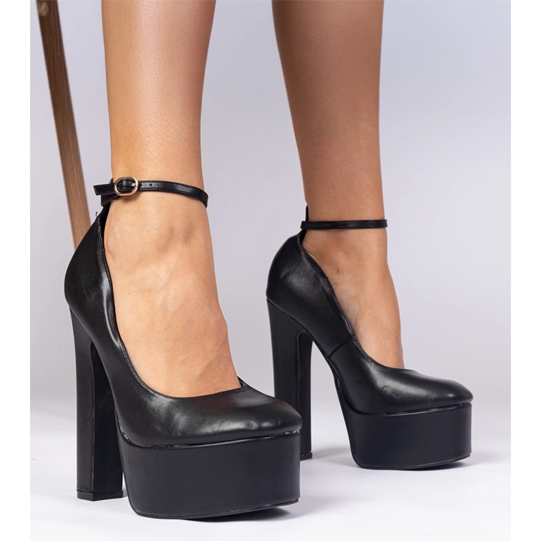 Černé lodičky na vysokém sloupku černá 1