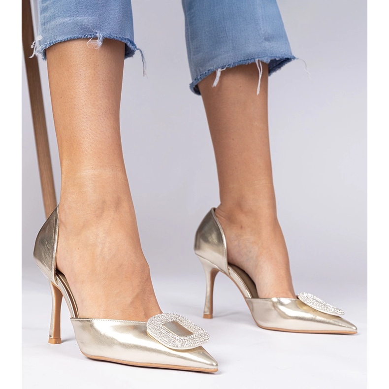 Kovové zlaté vysoké podpatky zdobené zirkony zlatý 1