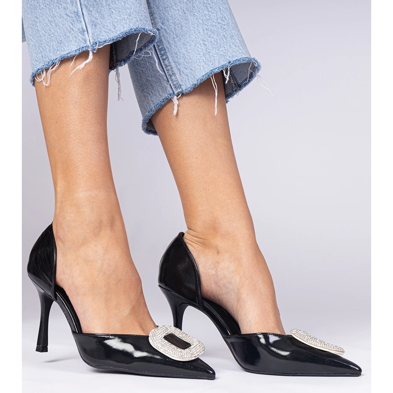 Černé vysoké podpatky zdobené zirkony černá 1