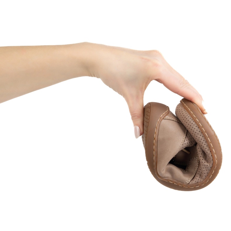 Olivier Dámská minimalistická kožená bota naboso 1244 Perforovaná béžová béžový 1