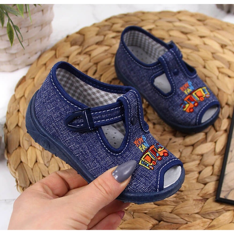 Pantofle chlapecké sandály domácí tmavě modrá Nazo modrý 1