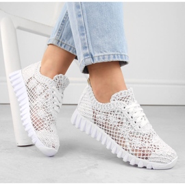 Dámské bílé krajkové sportovní boty T.Sokolski 1982 bílý 1