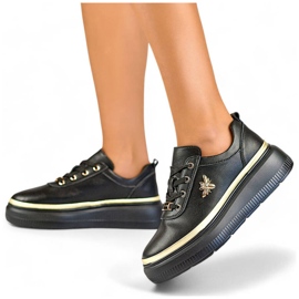 Kožená dámská sportovní obuv na platformě, černá GD-XF120C-B 1