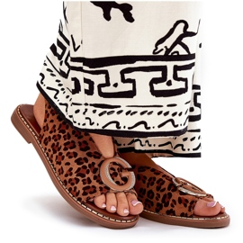 Ploché sandály s dekorací hnědý leopard tisk 9