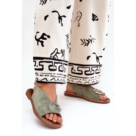 Ploché sandály se zeleným ozdobou zelená 2 Ploché sandály se zeleným ozdobou zelená 2