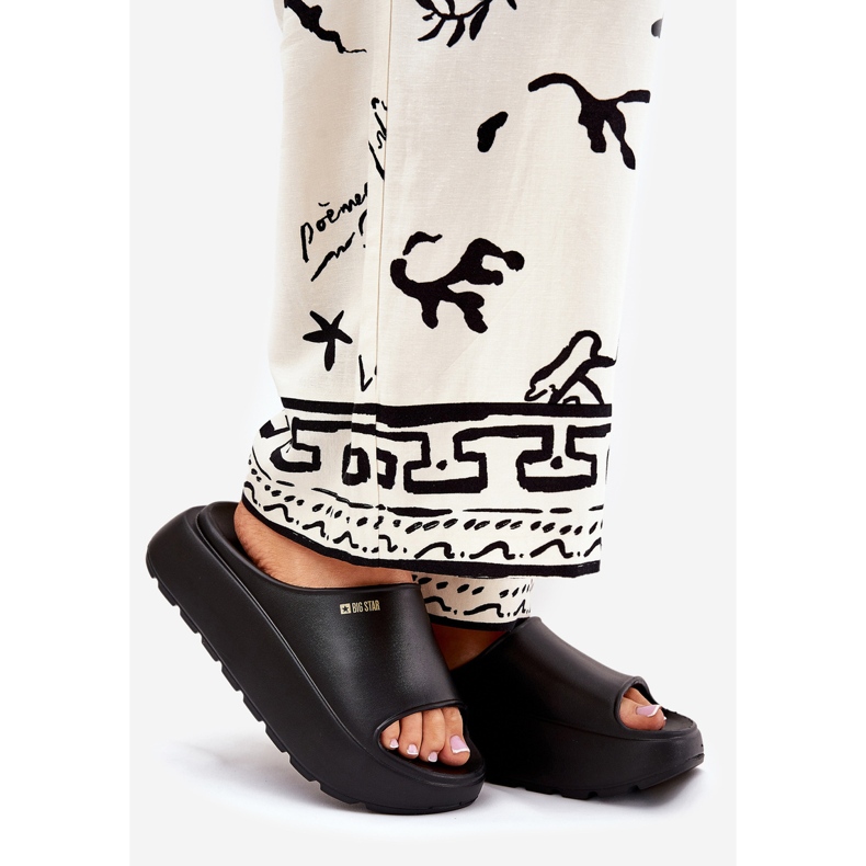 Dámské pěnové pantofle na černé platformě Big Star RR274A567 černá 1