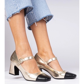 Zlaté dámské čerpadly s černým nosem zlatý 2 Zlaté dámské čerpadly s černým nosem zlatý 2