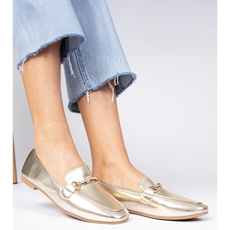 Zlaté elegantní mokasíny se zlatou dekorací a zirkony zlatý 1