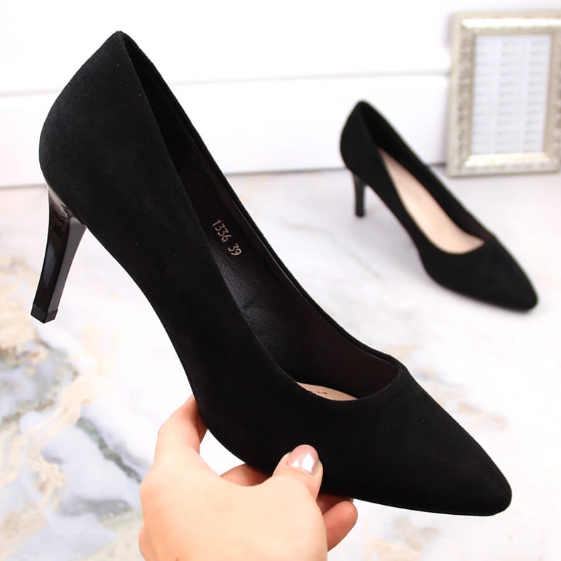 Černé semišové lodičky na jehlách Sergio Leone 1336 černá 2