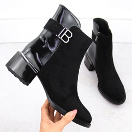 Dámské semišové a lakované černé kotníkové boty na vysokém podpatku D&amp;A S.Barski Premium Collection MR880-040 černá 1