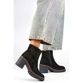 Dámské klasické semišové kozačky na vysokém podpatku, černá 9613B 2 Dámské klasické semišové kozačky na vysokém podpatku, černá 9613B 2