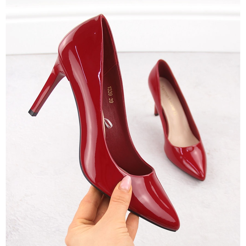 Pocked Pumps, Malované kolíky Červené Sergio Leone 1339 1