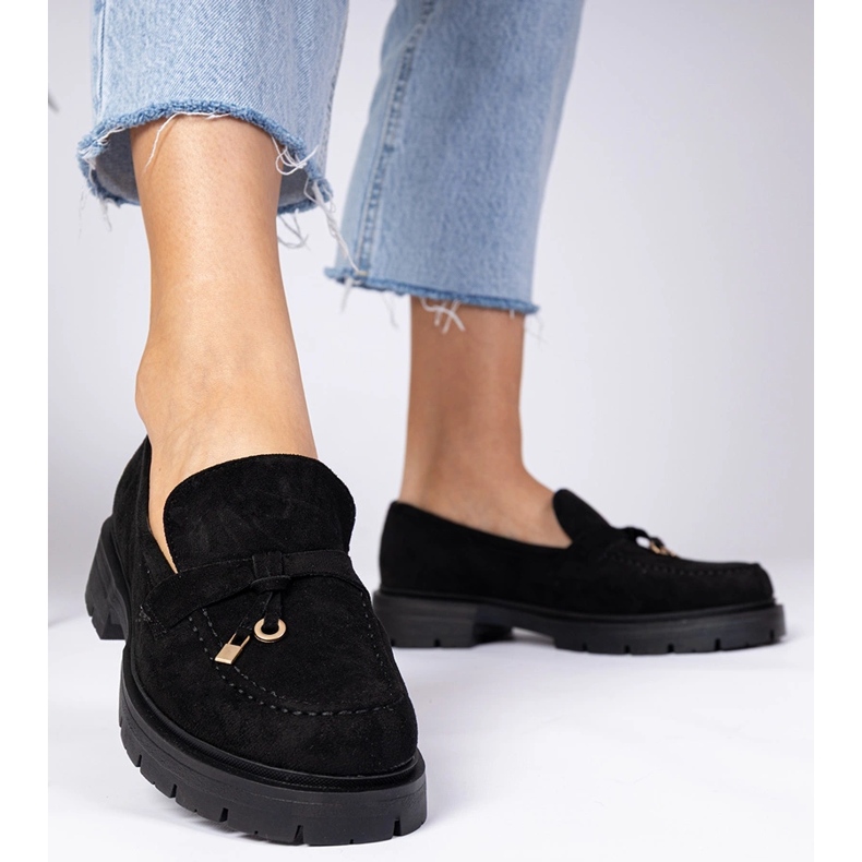 Černé mokasíny z Ekozamsz s dekorací černá 2