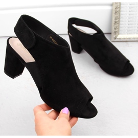 Dámské semišové sandály na plném podpatku se suchým zipem, černé Potocki CA42312 černá 1