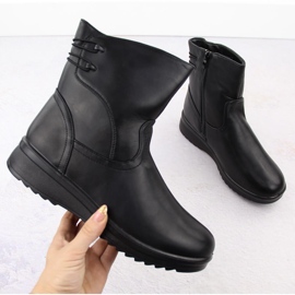 Pohodlné, zateplené černé dámské kozačky Potocki 90314 černá 1 Pohodlné, zateplené černé dámské kozačky Potocki 90314 černá 1