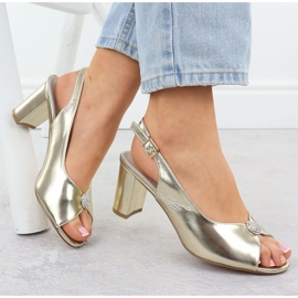 Dámské sandály na post Metallic Golden Jezzi 6985 zlatý 1