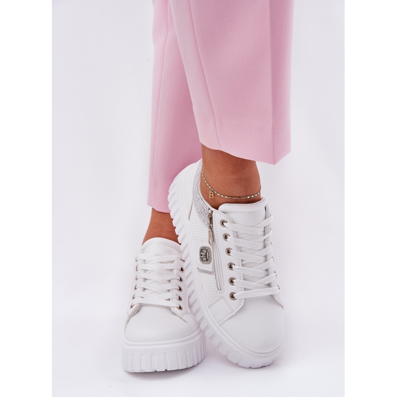 Dámská sportovní bota na platformě s ekologickou koženou bílou bílý 2 Dámská sportovní bota na platformě s ekologickou koženou bílou bílý 2
