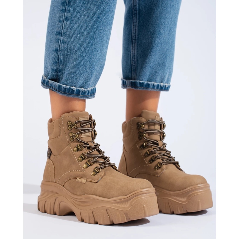 Dámské trapery na platformě Big Star KK274366 hnědý 2