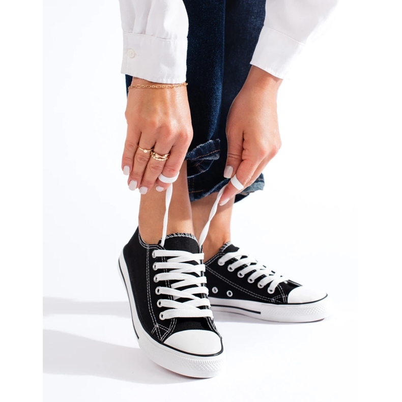 Klasické černé tenisky Shelovet černá 2 Klasické černé tenisky Shelovet černá 2