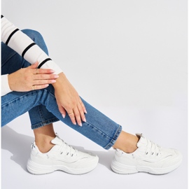 Bílé dámské sportovní boty se silnou podrážkou bílý 1 Bílé dámské sportovní boty se silnou podrážkou bílý 1