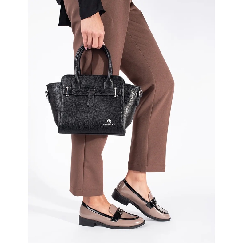 Lakované béžové a černé dámské mokasíny béžový 2