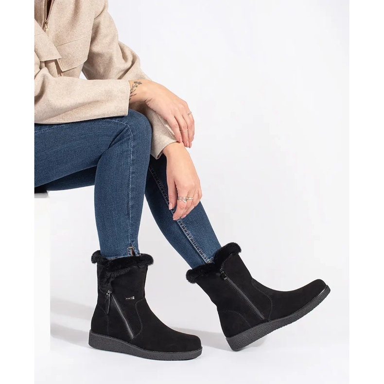 Dámské zateplené černé kožené kozačky s kožešinou Sergio Leone černá 1