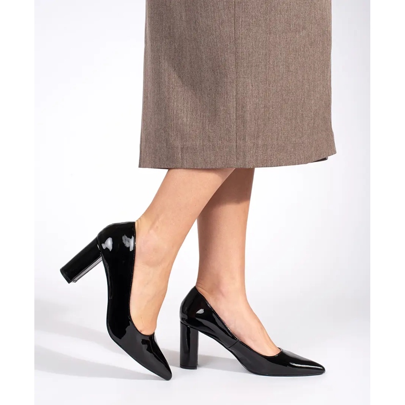 Seastar Elegantní lakované černé lodičky na vysokém podpatku černá 1