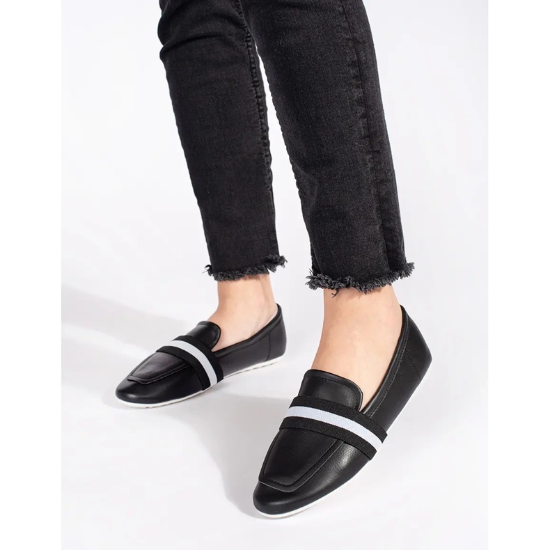 Černé elegantní slip-on balerínky černý 1
