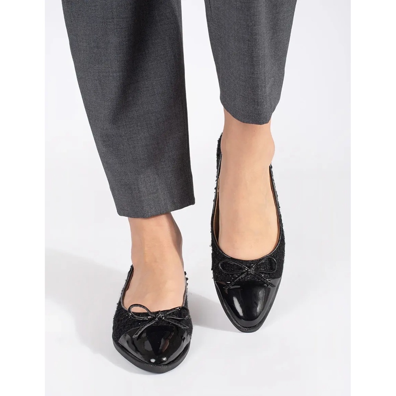 Černé třpytivé balerínky s mašlí černá 1