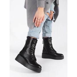 Seastar Černé dámské dělnické boty se silnou podrážkou černá 1 Seastar Černé dámské dělnické boty se silnou podrážkou černá 1